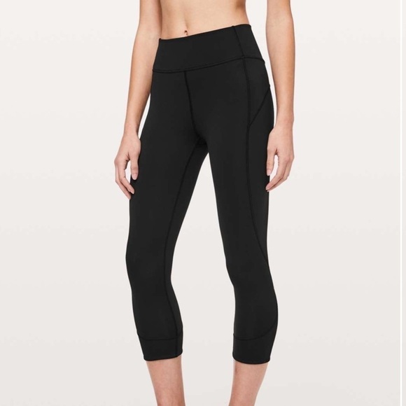 Lululemon In Movement Crop *Everlux 19" leggings size 2 - Picture 3 of 11